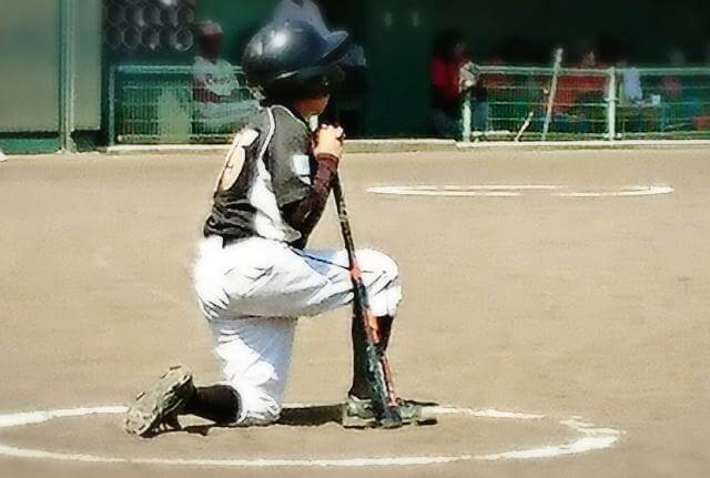 少年野球にオススメのバットはコレだ 最新ｊ号球対応バットの選び方 めっちゃええやん